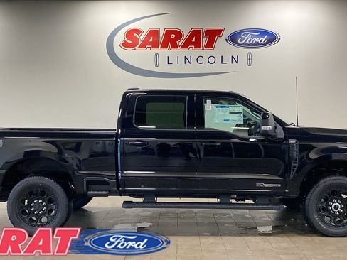 New 2026 Ford F250 Lariat w/ Black Appearance Package AWD/4WD image 1