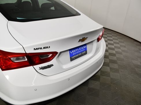 Used 2024 Chevrolet Malibu LT FWD image 15