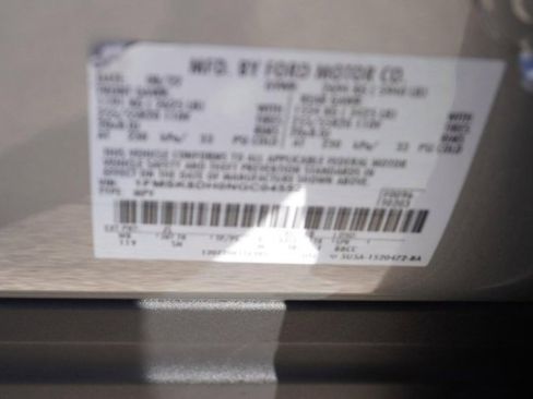 Used 2022 Ford Explorer XLT w/ Equipment Group 202A image 37