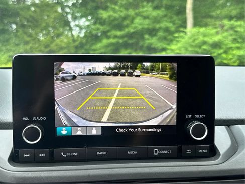 Used 2023 Honda Accord EX image 25