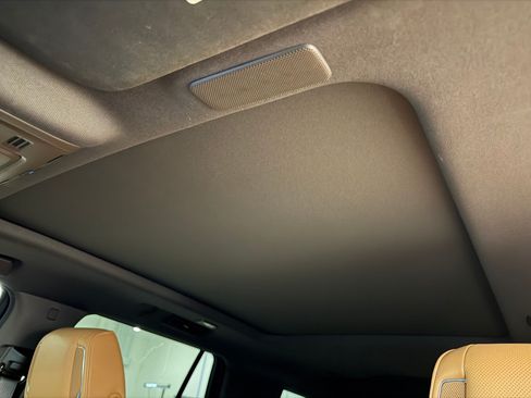 Used 2021 Cadillac Escalade Sport AWD/4WD image 42