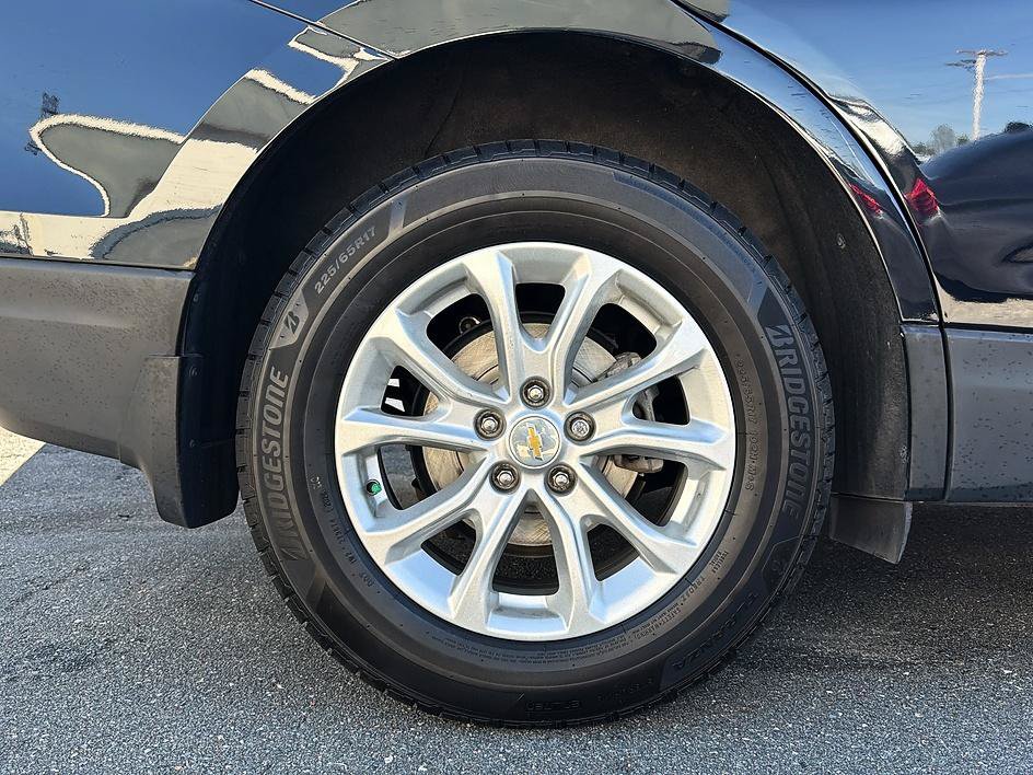 Used 2020 Chevrolet Equinox LS w/ LS Convenience Package FWD image 25