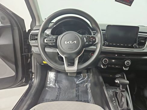 Used 2022 Kia Rio S w/ Technology Package FWD image 14