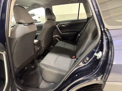 Used 2024 Toyota RAV4 XLE AWD/4WD image 21