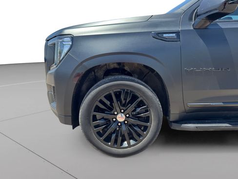 Used 2023 GMC Yukon SLT AWD/4WD image 9