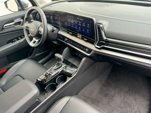 Used 2025 Kia Sportage EX FWD image 23