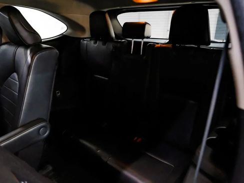 Used 2021 Toyota Highlander XLE FWD image 49