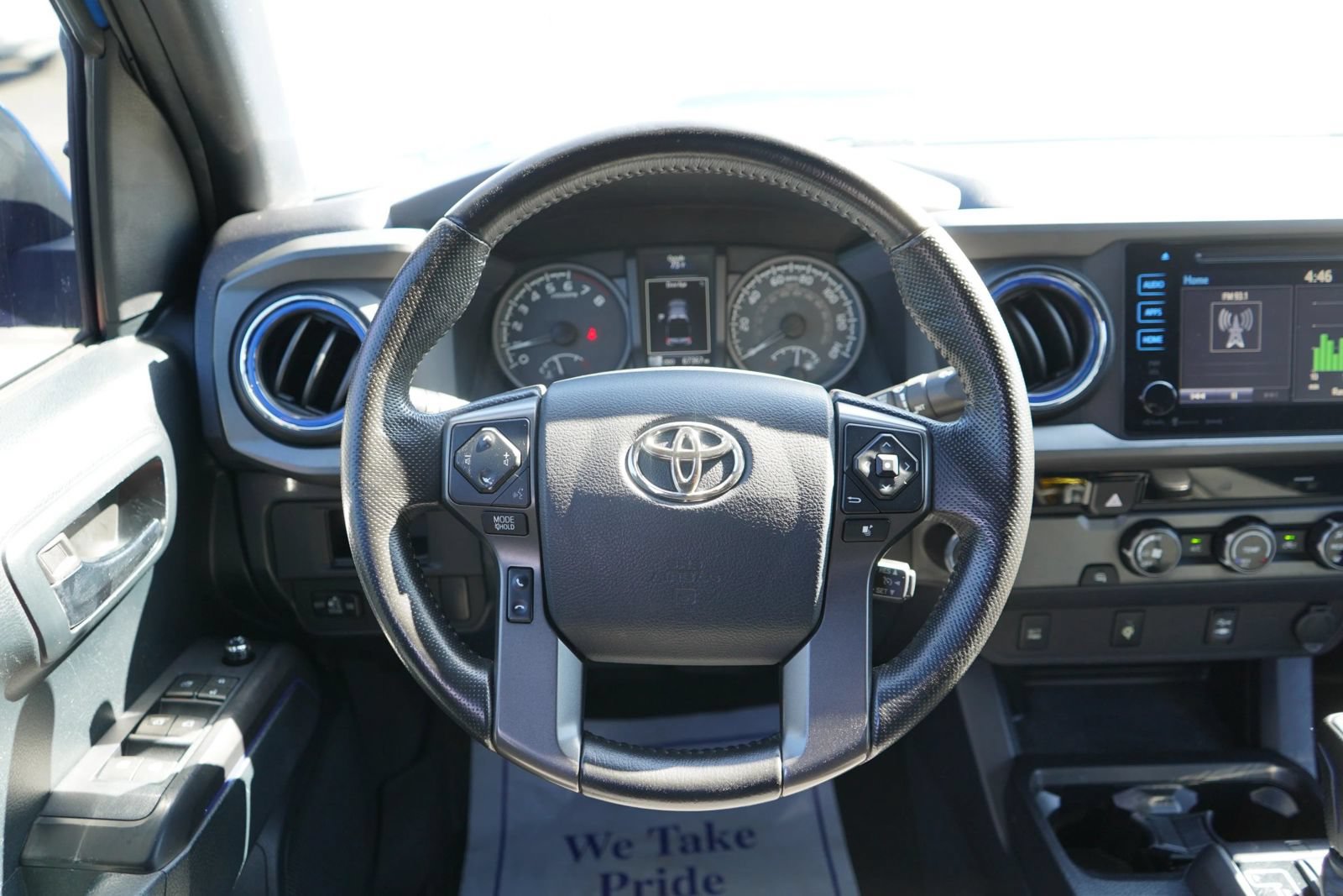 Used 2016 Toyota Tacoma TRD Off-Road RWD image 17