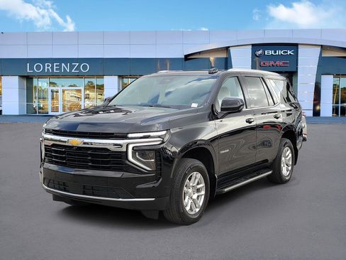 Used 2025 Chevrolet Tahoe LS RWD image 1