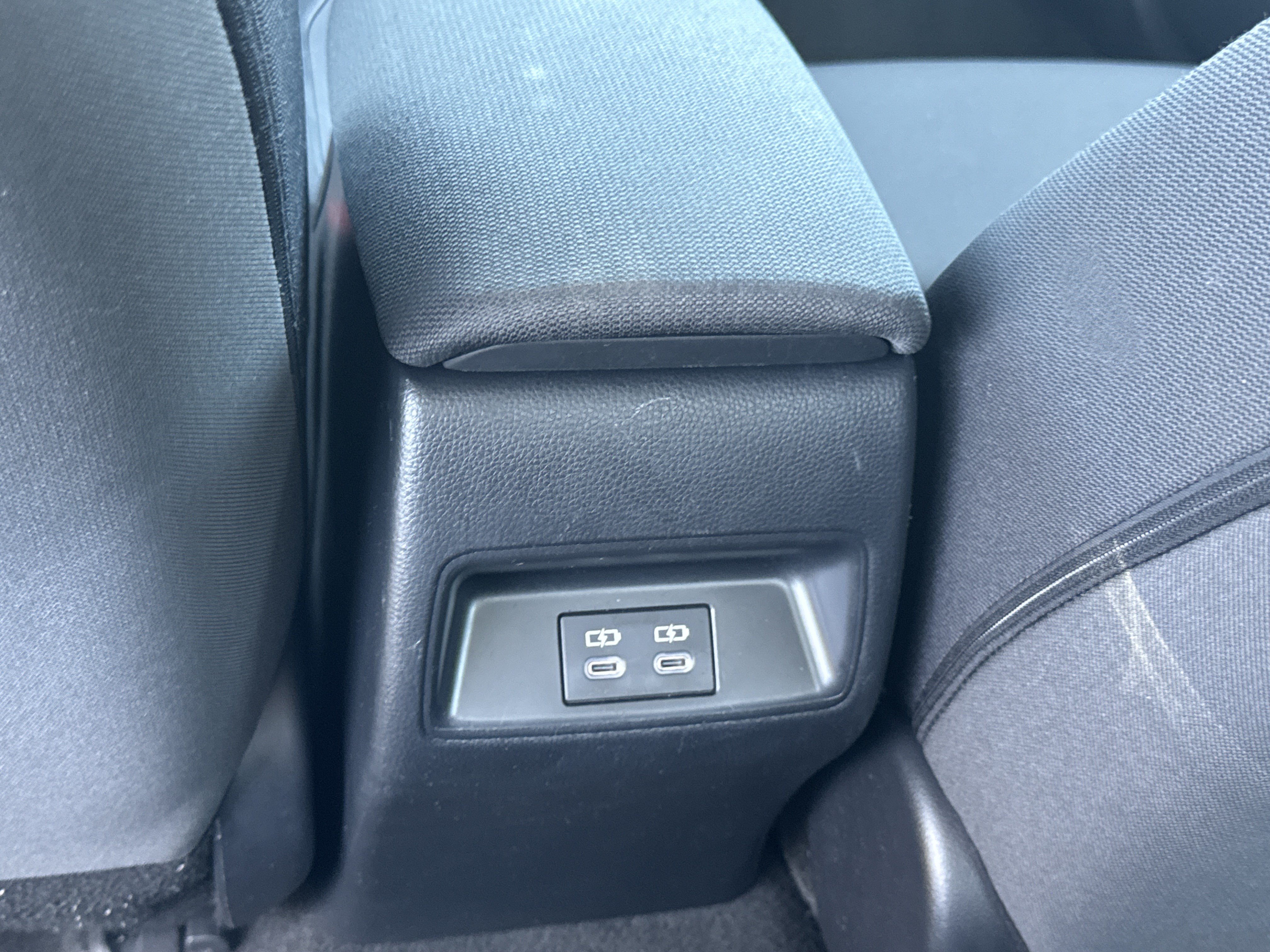 Used 2024 Toyota Corolla LE FWD image 22