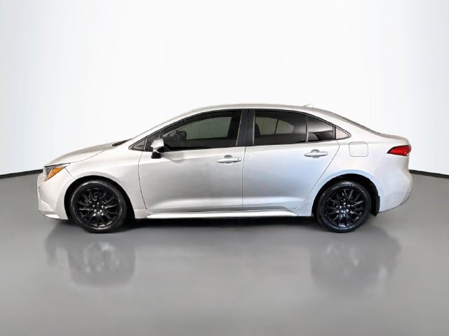 Used 2024 Toyota Corolla LE FWD image 6