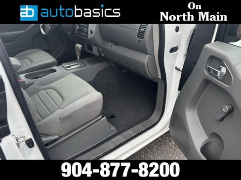 Used 2019 Nissan Frontier S image 9