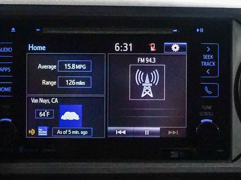 Used 2019 Toyota Tacoma TRD Off-Road w/ Technology Package AWD/4WD image 16
