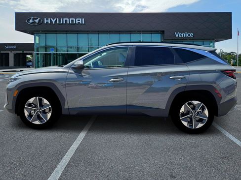 New 2026 Hyundai Tucson SEL FWD image 3
