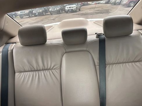 Used 2013 Honda Civic Hybrid Sedan image 16