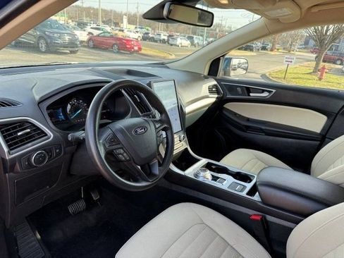 Used 2024 Ford Edge SEL AWD/4WD image 11