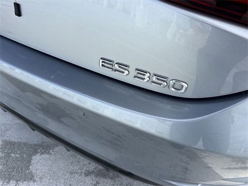 Certified 2022 Lexus ES 350 F Sport image 25