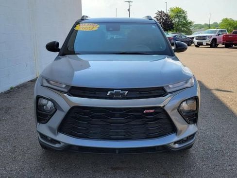 Used 2023 Chevrolet TrailBlazer RS w/ Convenience Package AWD/4WD image 3