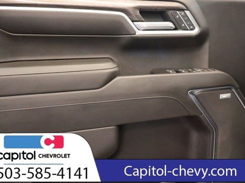 Used 2022 Chevrolet Silverado 1500 LTZ image 11