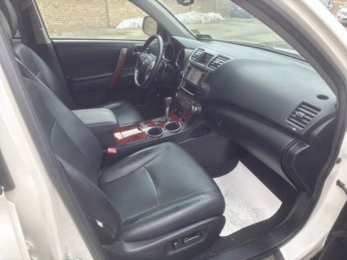 Used 2013 Toyota Highlander Limited image 15