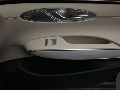 New 2026 Genesis GV70 2.5T Advanced image 12