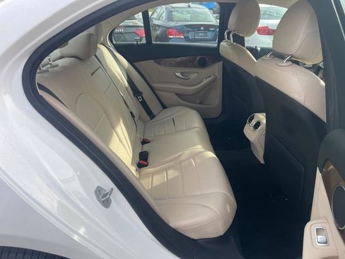 Used 2015 Mercedes-Benz C 300 4MATIC Sedan image 17