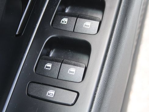 Used 2025 Hyundai Elantra Sport FWD image 19
