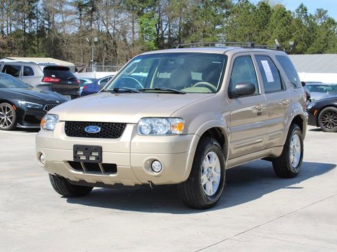 Used 2007 Ford Escape Limited image 3