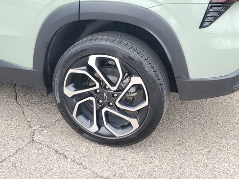 Certified 2024 Chevrolet Trax RS w/ Driver Confidence Package FWD image 33