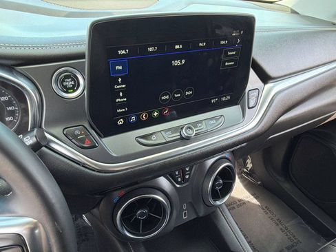 Used 2024 Chevrolet Blazer LT AWD/4WD image 17