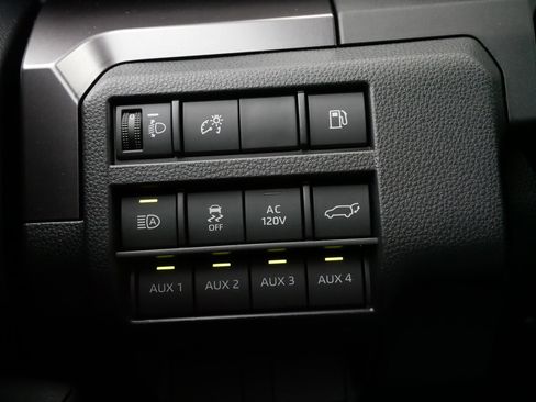 Certified 2025 Toyota 4Runner TRD Off-Road Premium image 26