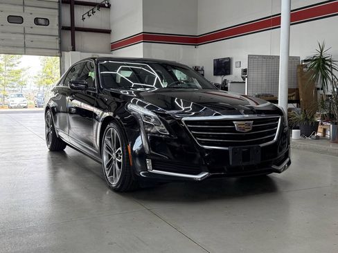 Used 2018 Cadillac CT6 Luxury AWD/4WD image 2