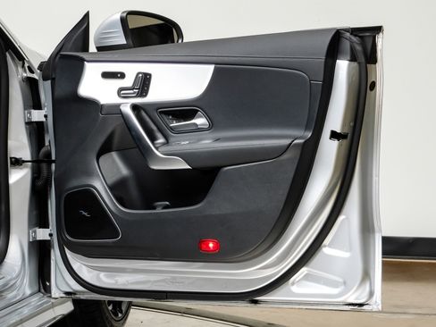 Used 2024 Mercedes-Benz CLA 45 AMG 4MATIC image 45