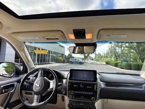 Used 2023 Lexus GX 460 Premium w/ Premium Plus Package AWD/4WD image 8