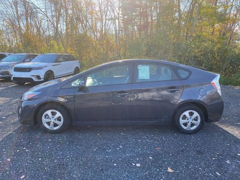 Used 2011 Toyota Prius Two image 9