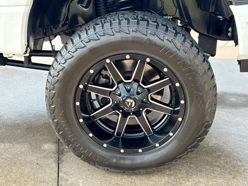 Used 2024 Ford F350 Platinum AWD/4WD image 10
