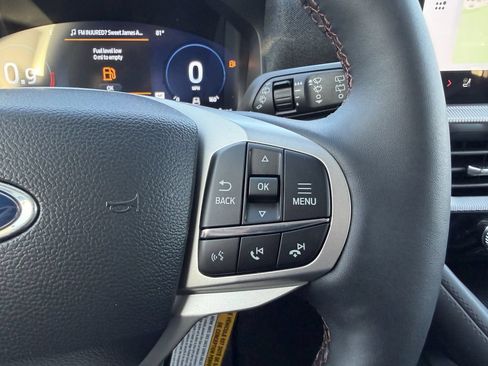 New 2026 Ford Explorer Active w/ Active Comfort Package RWD image 31