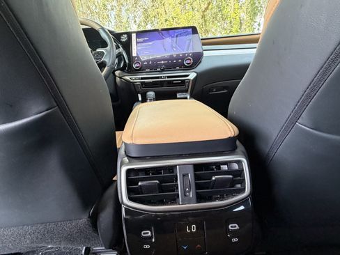 Used 2024 Lexus RX 350 w/ Convenience Package AWD/4WD image 37