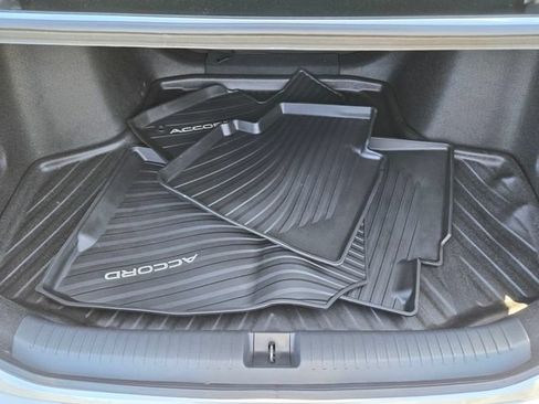 Used 2023 Honda Accord Sport image 9