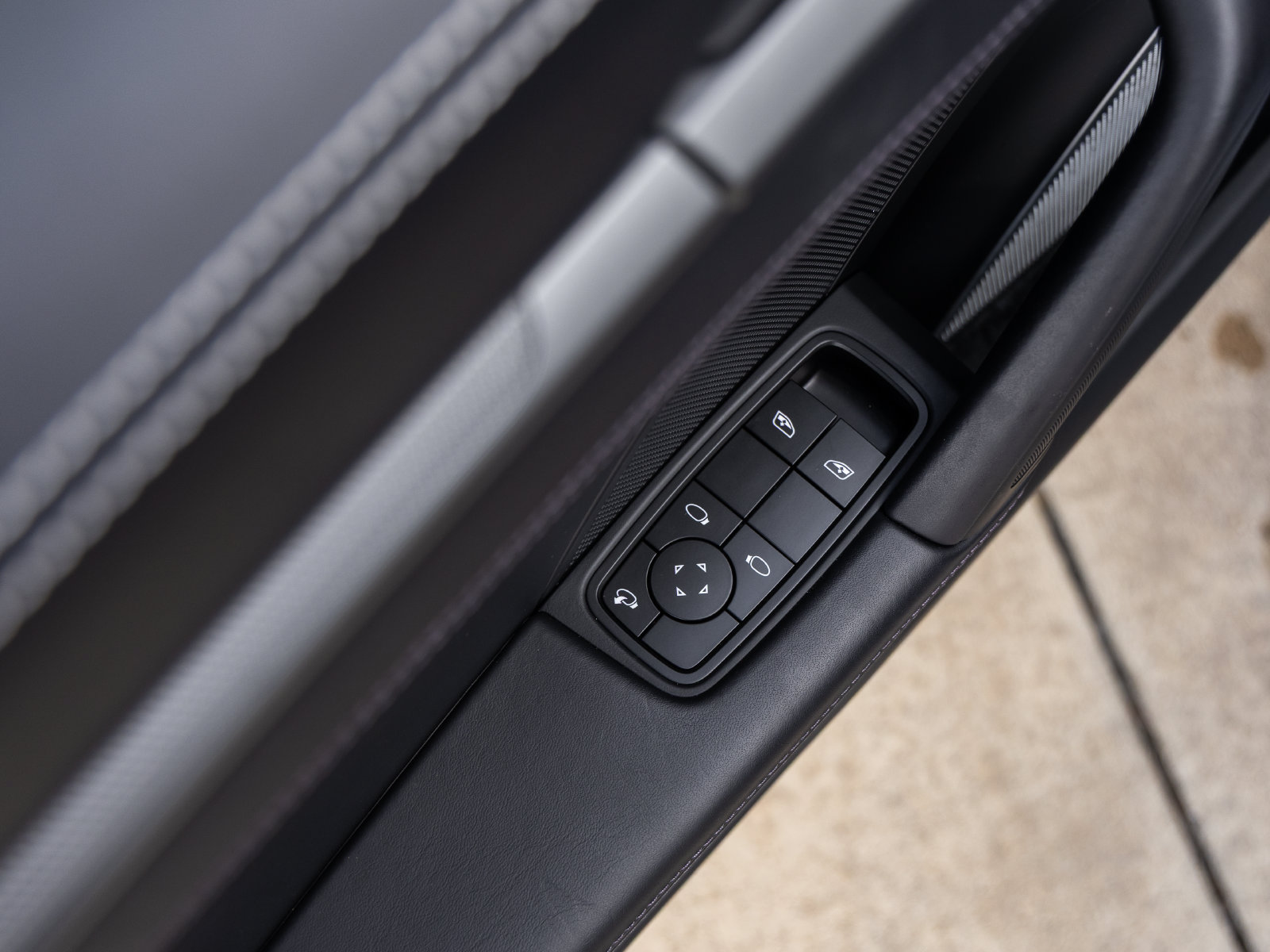Certified 2024 Porsche 911 Carrera S RWD image 23