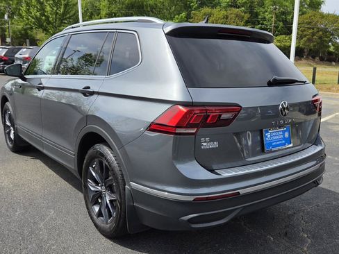 Certified 2023 Volkswagen Tiguan SE image 3