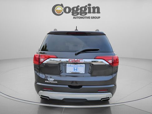 Used 2017 GMC Acadia Denali image 4