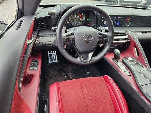 Used 2018 Lexus LC 500 Coupe w/ Sport Package image 10