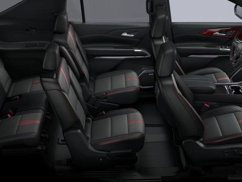 New 2027 Chevrolet Traverse RS w/ LPO, Floor Liner Package AWD/4WD image 9