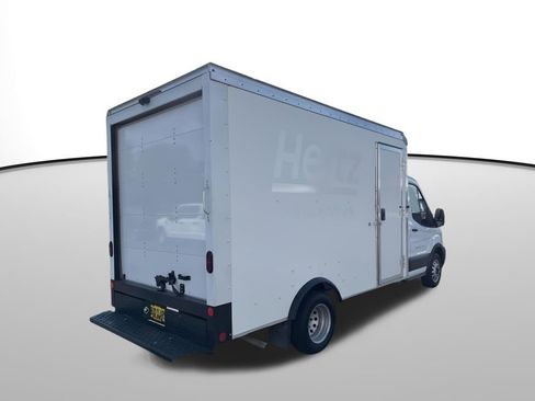 Used 2022 Ford Transit 350 DRW image 6