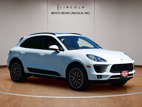 Used 2018 Porsche Macan S AWD/4WD image 3