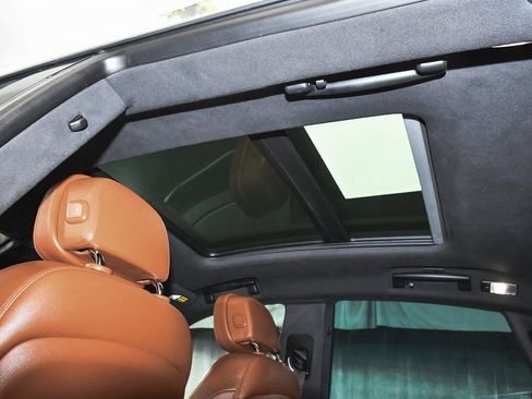 Used 2021 Maserati Levante image 47