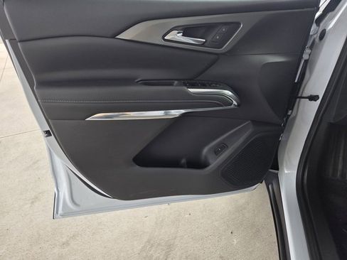 New 2026 Chevrolet Traverse LT w/ Sun and Wheel Package image 36