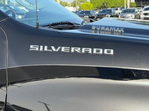 Used 2023 Chevrolet Silverado 1500 RST AWD/4WD image 10