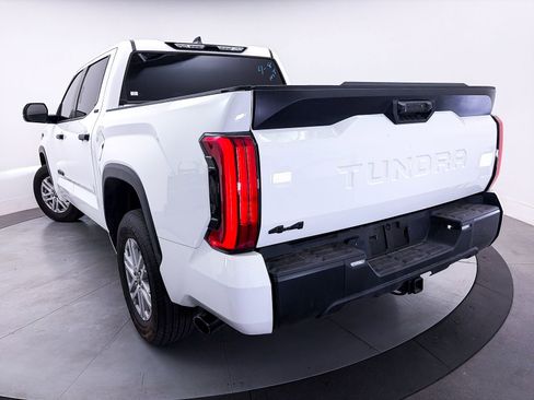 Used 2025 Toyota Tundra SR5 AWD/4WD image 8